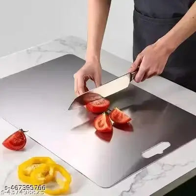 Stainless Steel Chopping Board for Kitchen – Heavy-Duty Cutting Board for Vegetables, Fruits, Meats (31 x 21 cm).